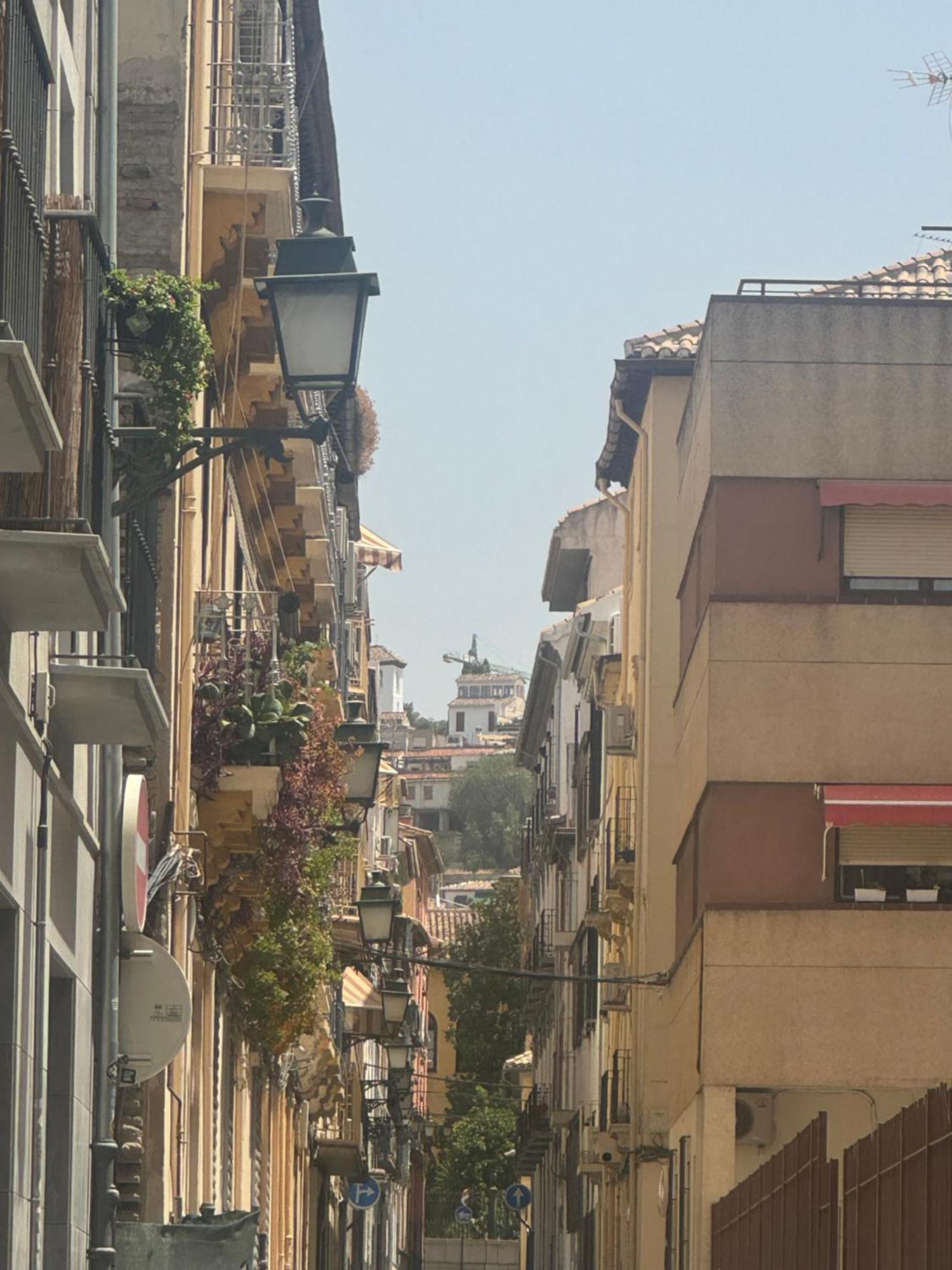 Parking Vigilado Gratis Pleno Centro,Cozy Apartment Granada Picon Center, Recien Reformado Εξωτερικό φωτογραφία
